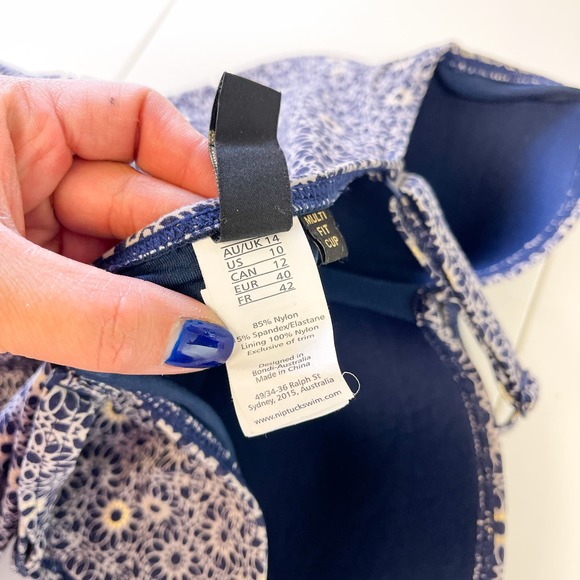 Niptuck (10) Womens Ruched Multi Fit Cup One Piece Swim Suit Floral Navy Blue - Picture 8 of 9